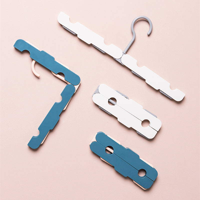 Portable Folding Clothes Hangers (4 PCS)