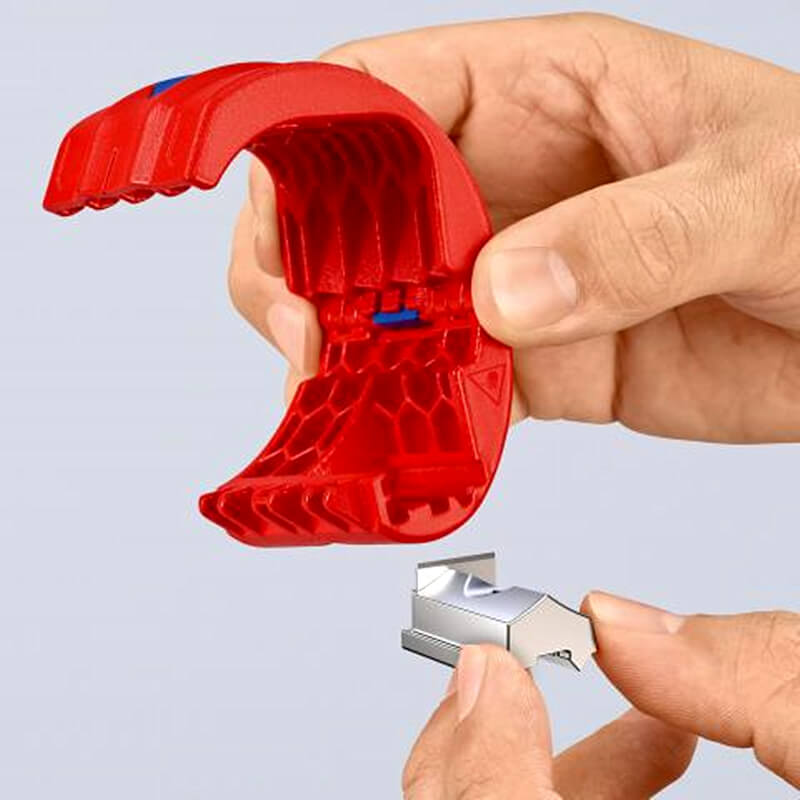 Plastic Pipe Cutter